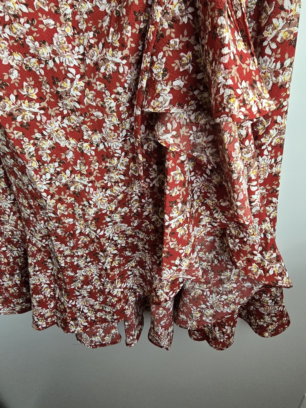 Max Studio Red Floral Ruffle Maxi Skirt - Picture 6 of 8